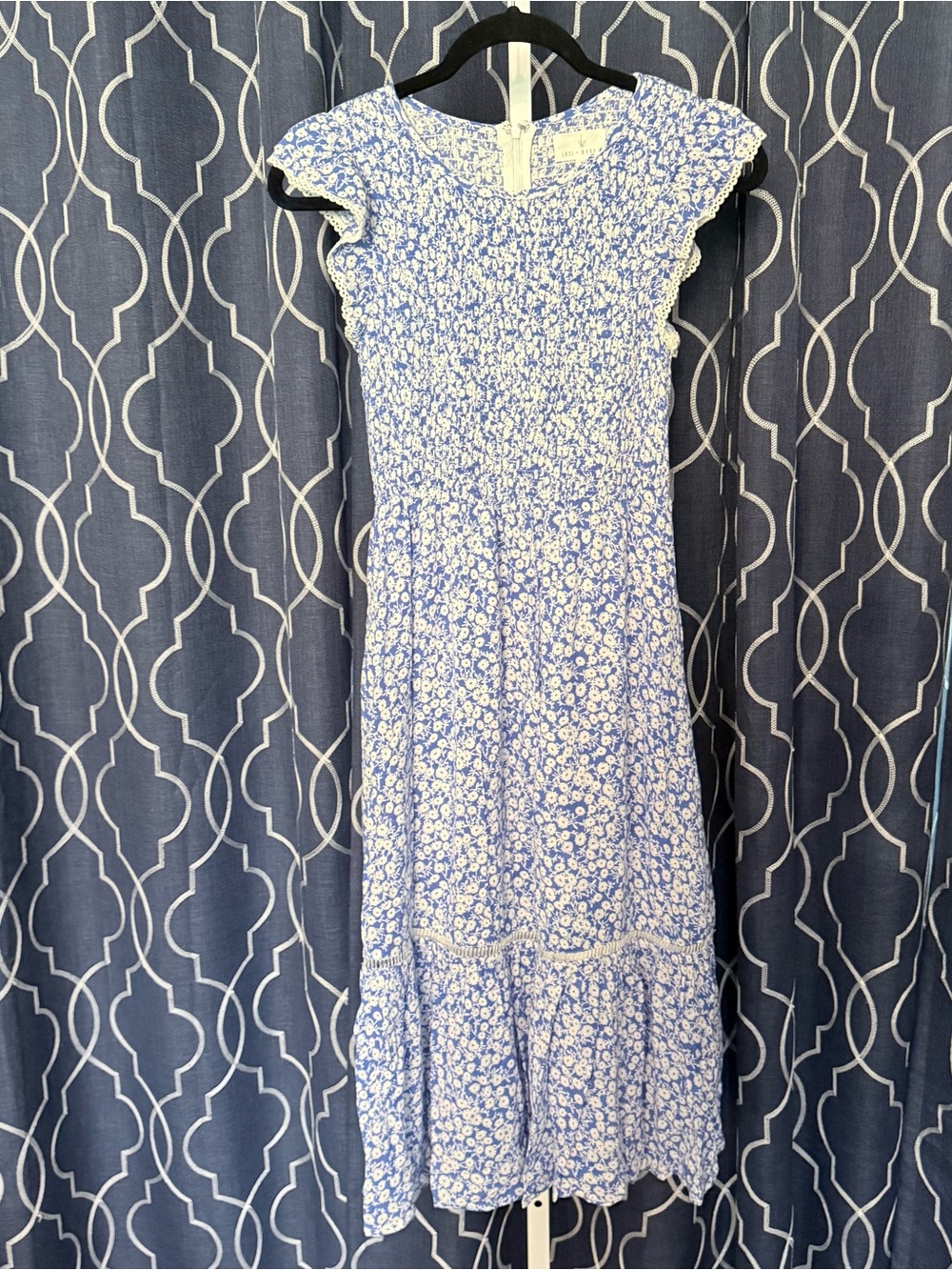 Lost & Wander Blue Floral Smocked Midi Dress Size XS B21